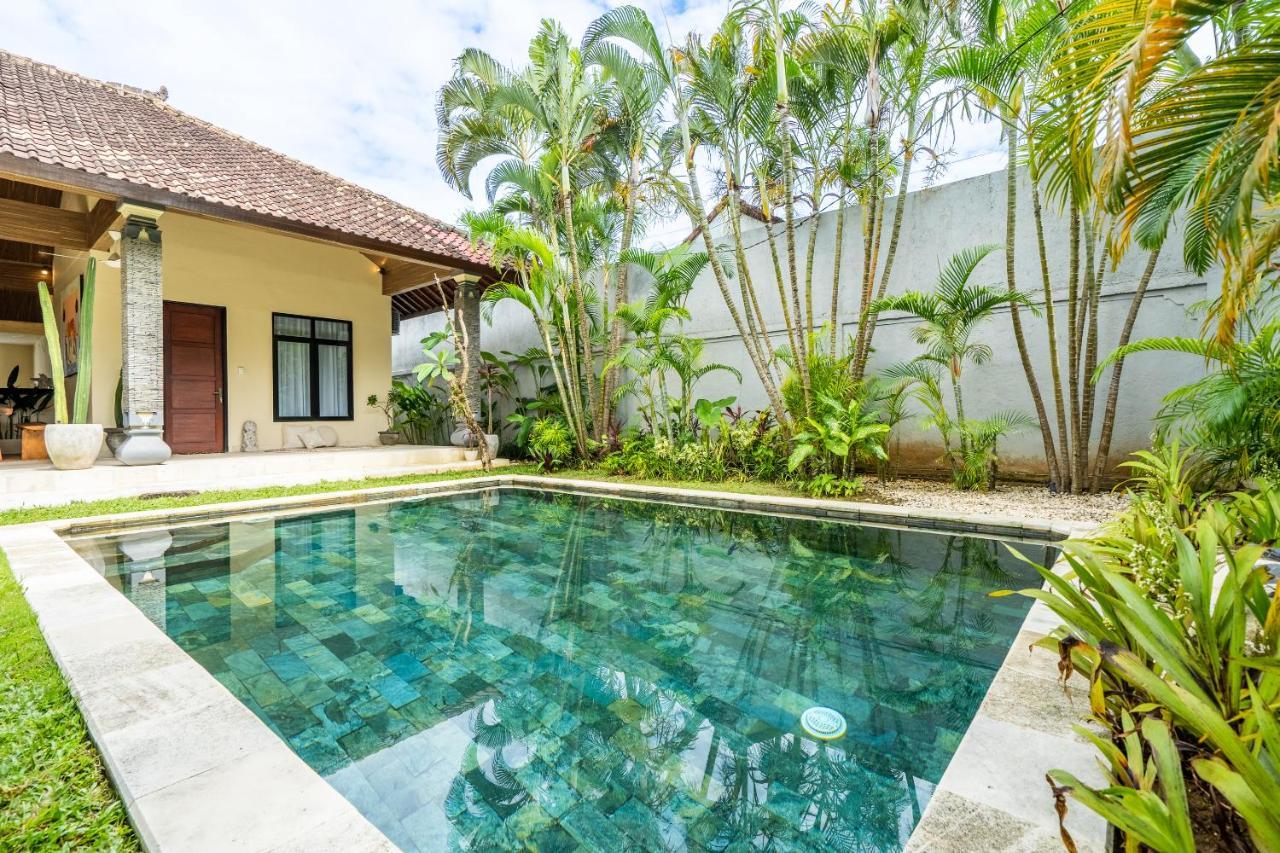 Villa Damai Oasis In The Heart Of Seminyak Esterno foto